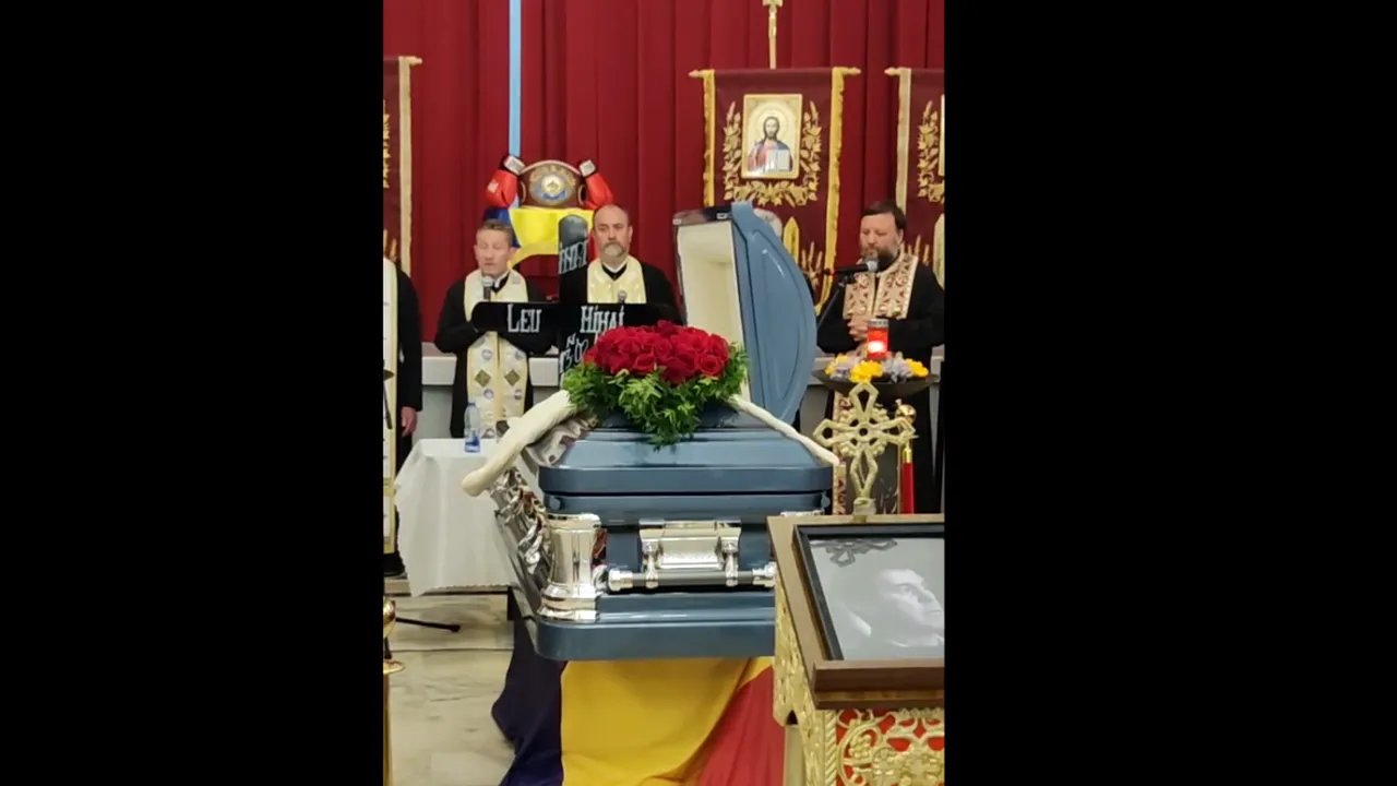 Sicriul cu trupul neînsuflețit al campionului Mihai Leu a ajuns la Hunedoara, orașul său natal. Localnicii l-au întâmpinat cu APLAUZE