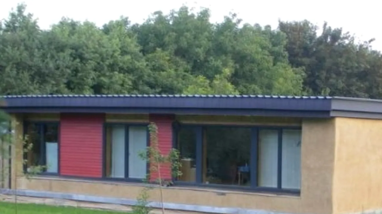 Un arhitect brașovean aduce în România  soluția pentru cei care vor o casă mare și ieftină