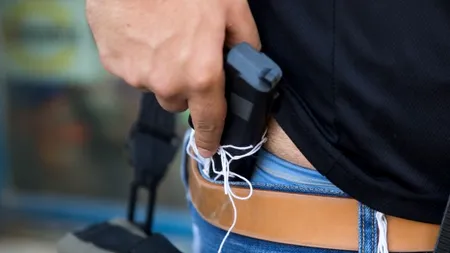 America, liber la vânzarea armelor către tinerii sub 21 de ani