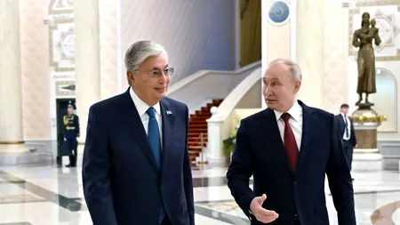 Declarație controversată a președintelui Kazahstanului la întâlnirea cu Vladimir Putin: „Dușmanii Ucrainei beneficiază de pe urma războiului”