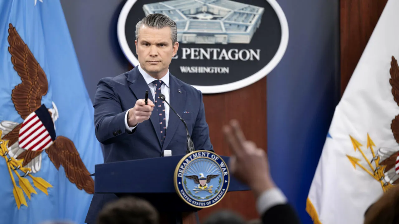 SUA trec la un „regim de război”. Pentagonul vrea ca producătorii americani de automobile să producă armament pentru armata Statelor Unite