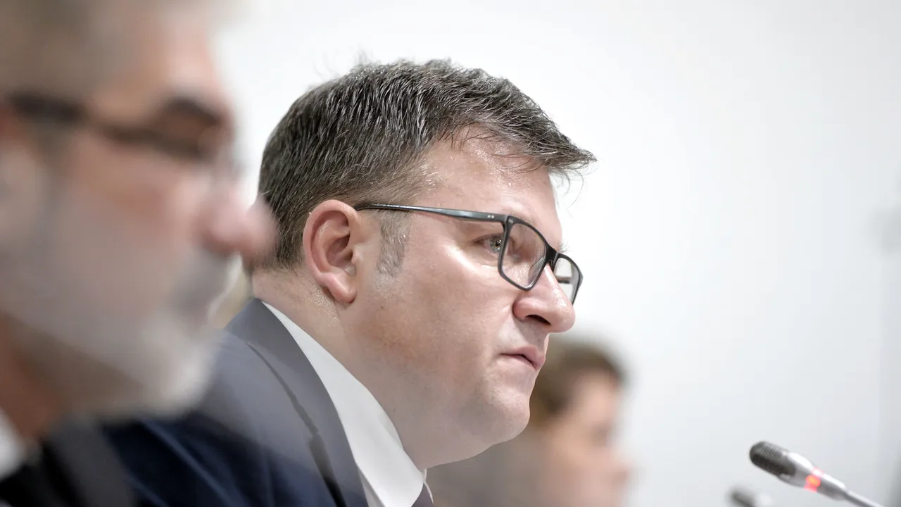 Budăi lansează o provocare la Sibiu: Îi propun domnului președinte, de la el de acasă, să mergem la pensionari