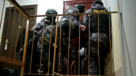 BULETINUL românesc, O AFACERE: 15.000 de cetățeni din Republica Moldova figurează cu domiciliul la 3 ADRESE