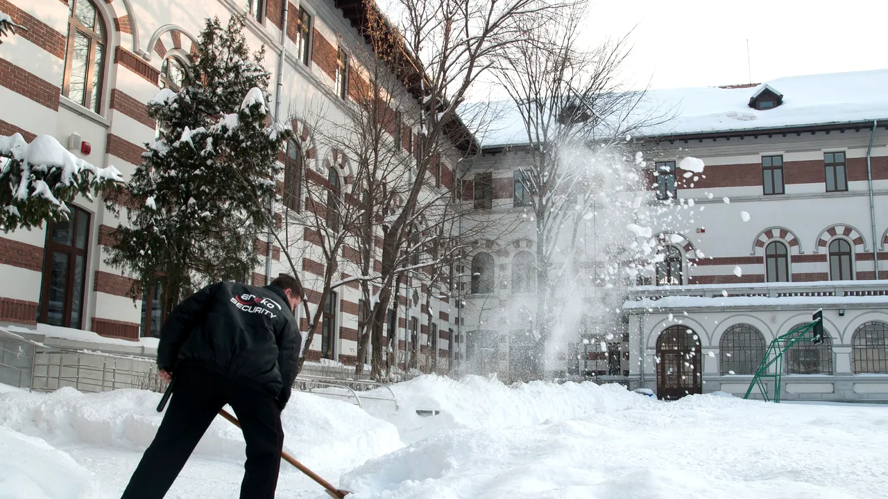 Noua listă cu județele în care vineri nu se face școală. Grădinițele, școlile și liceele vor fi închise. Anunț de ultima oră al Ministerului Educației