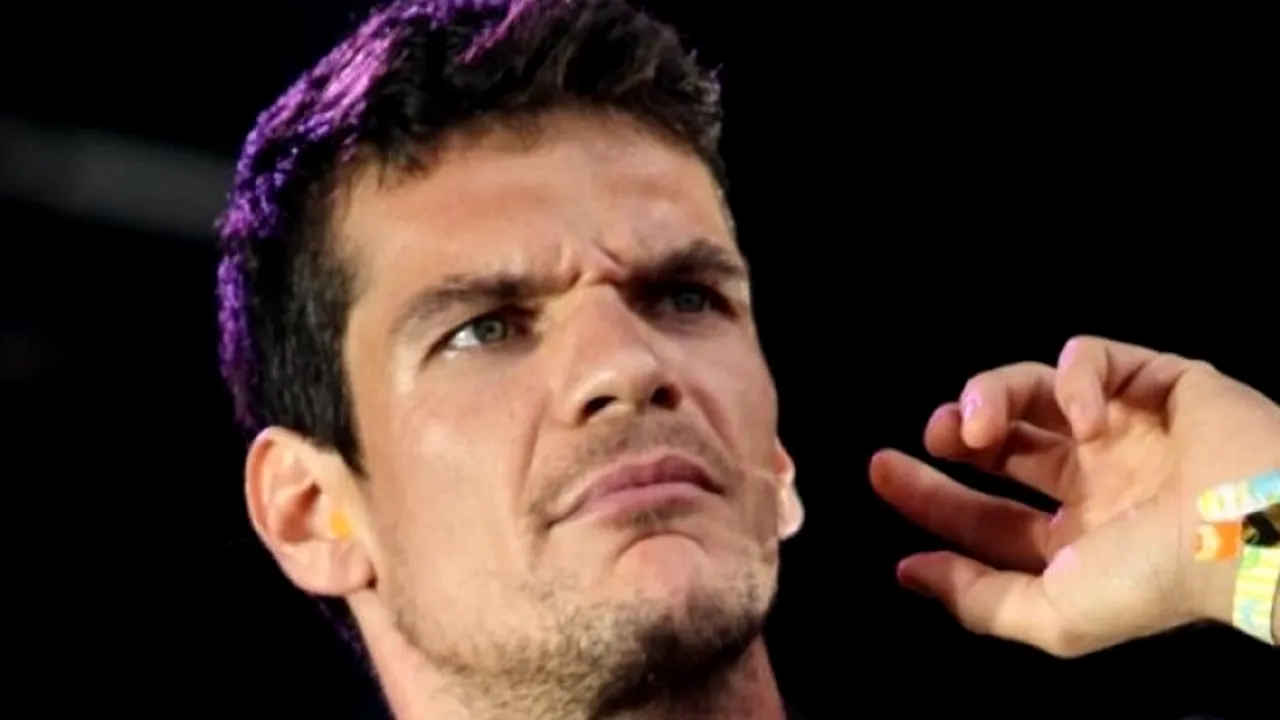 Tudor Chirilă, după ce și-a întrerupt de două ori piesa de teatru din cauza unei „pițișoare