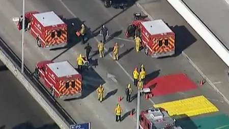 Bărbatul acuzat că a deschis focul pe aeroportul din Los Angels, ucigând o persoană, va fi încarcerat până la proces