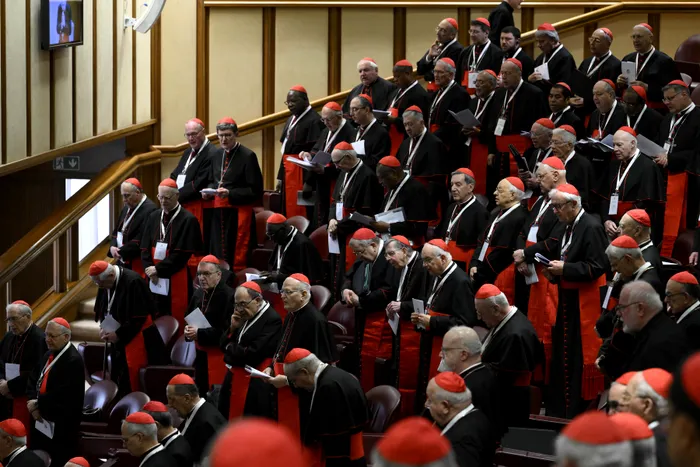 Vaticanul ia măsuri stricte de securitate pentru conclav
