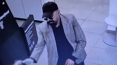 JAF armat la o bancă din Iași. Un bărbat a amenințat angajații cu un pistol. De ce nu a fost apăsat butonul de panică și nici nu s-a apelat la 112