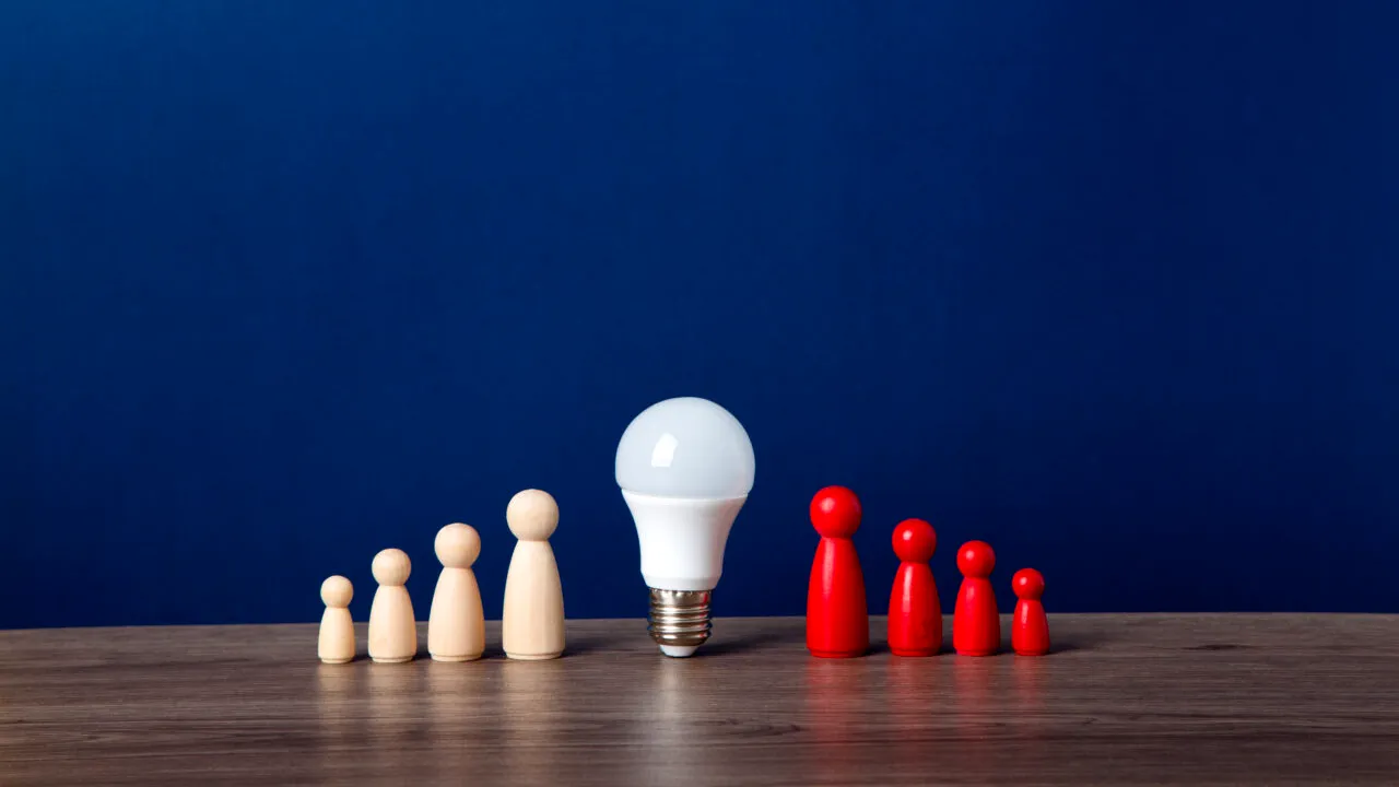 Sebastian Burduja: Facturile la energie vor rămâne plafonate și după 1 aprilie. ”Guvernul României şi-a asumat să îi protejeze pe români”