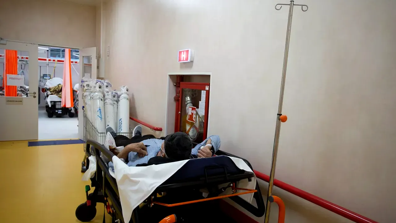 Cazul dramatic al bărbatului cu degerături care și-a pierdut degetele de la picioare. ”Are copii în străinătate, are o nepoată care vrea să îi căutăm loc în azil”