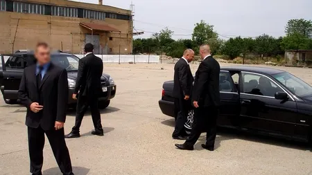 Bodyguarzii ucraineni care muncesc în UE au demisionat și au plecat la război. Între ei sunt și foști militari care vorbesc limba română