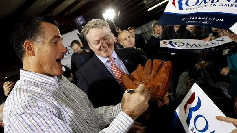 Barack Obama îl compară pe Mitt Romney cu un antrenor sportiv sortit EȘECULUI
