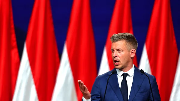 Politico: Peter Magyar vrea să readucă influența Imperiului Austro-Ungar în jocul european