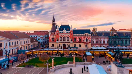 Transport gratuit și reduceri la restaurante și cafenele pentru turiști într-un ORAȘ din România, în 2025