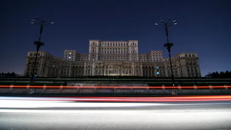 ORA PĂMÂNTULUI 2015. Guvernul sărbătorește 