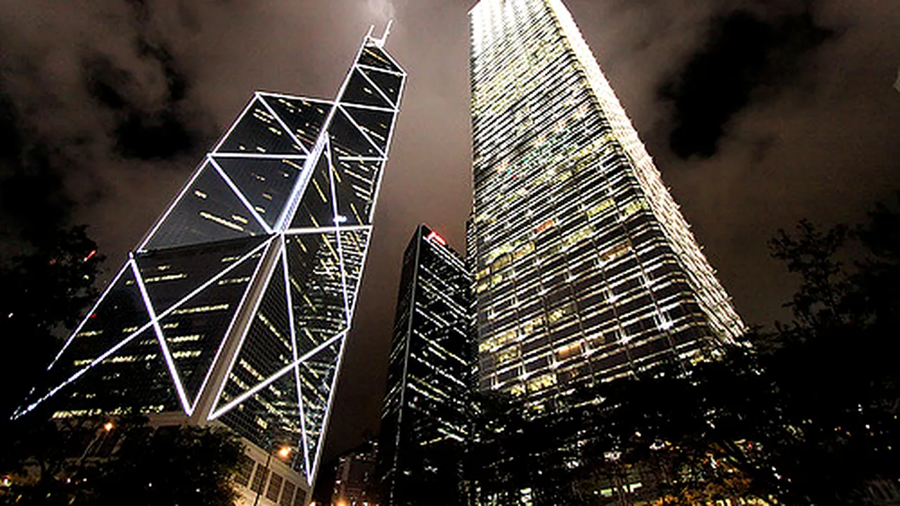 Motivul pentru care zeci de mii de oameni sunt concediați din băncile chineze