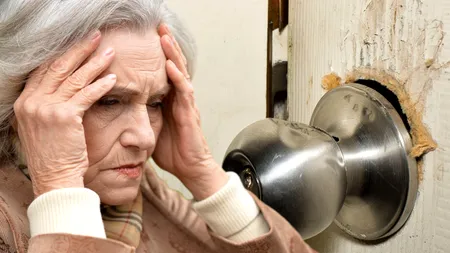 Pensionară din București, șocată să descopere că LOCUINȚA i-a fost ocupată abuziv de o femeie cu 6 copii: „Mi-au schimbat încuietoarea la ușă“
