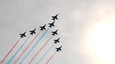 Kim Jong-un se pregătește de război. Coreea de Nord a ridicat 180 de avioane de luptă pe granița cu Sudul!