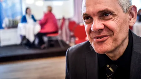 Pro România cere demisia lui Mircea Crețu, prefectul județului Sibiu. “Faceţi-l director de imagine sau purtător de cuvânt, dar nu gestionar al situaţiilor de urgenţă!”