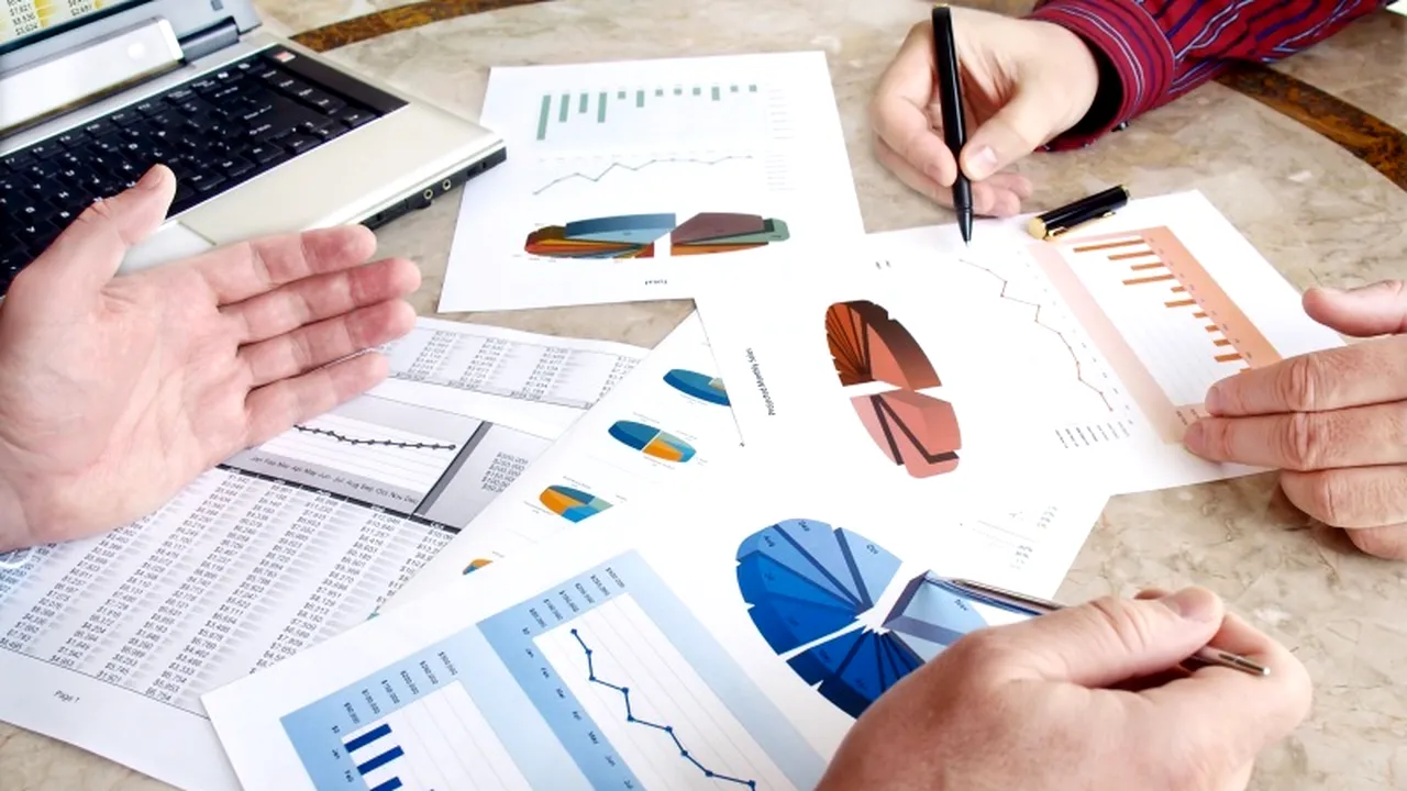 Cum a evoluat costul orar al forței de muncă în ultimele trei luni ale anului trecut