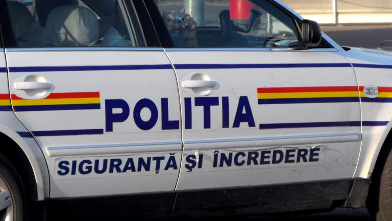 Ce măsură au luat autoritățile în cazul supraveghetorilor care au legat un copil cu dizabilități de ușă într-un complex social din București