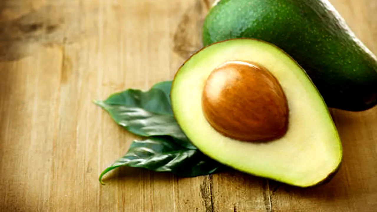 Nu toate fructele și legumele sunt bune pentru slăbit. Însă aceste 13 sunt în capul listei