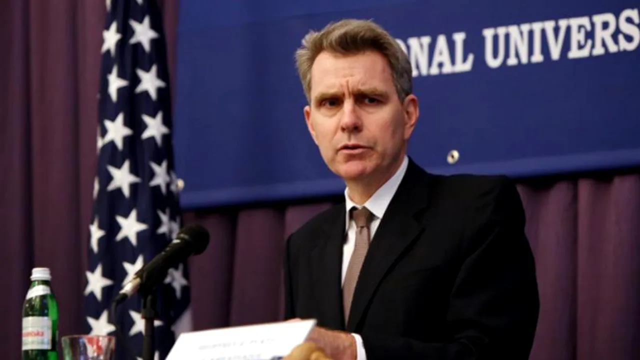 Ambasadorul SUA la Kiev: Ucraina luptă în două războaie, unul cu Rusia, unul cu reformele 