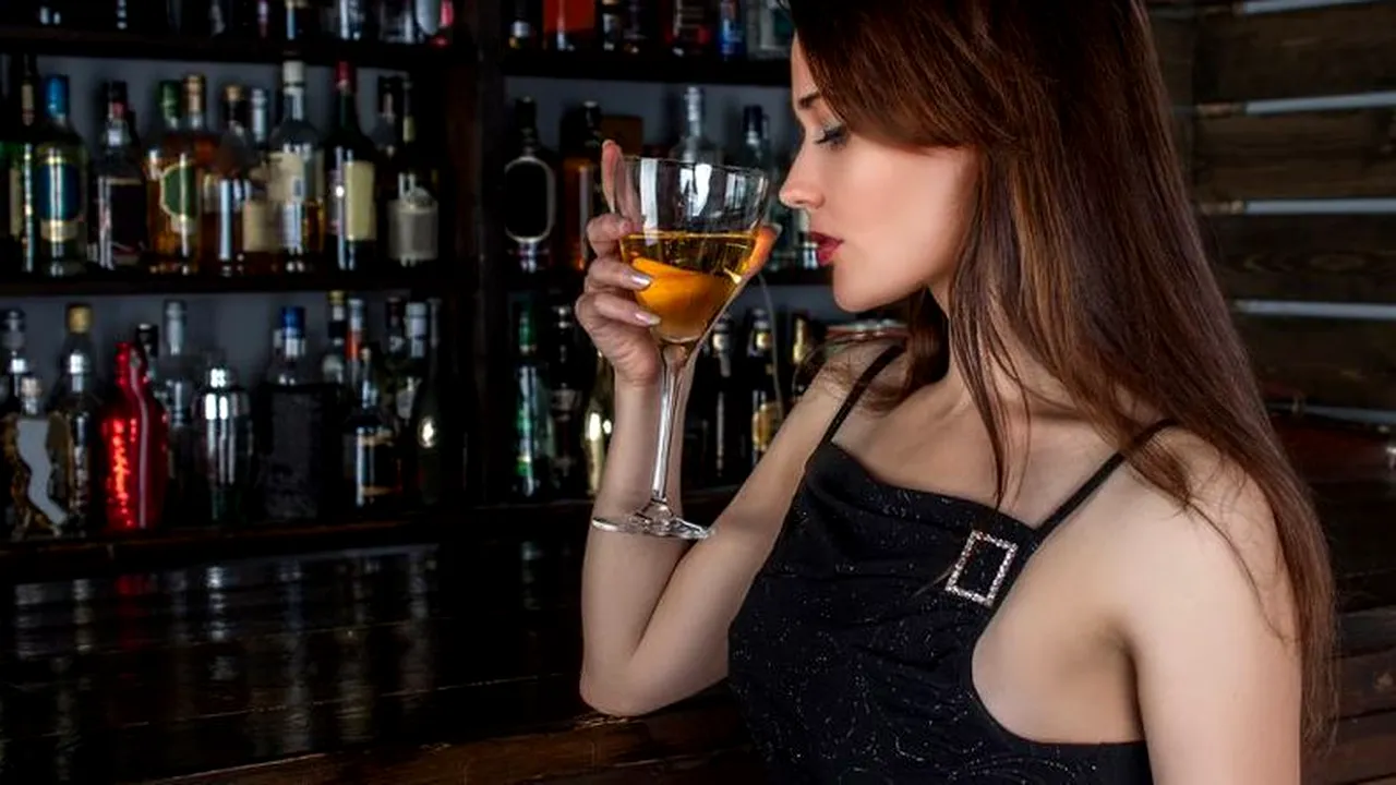 De ce unii oameni se înroșesc imediat ce consumă alcool