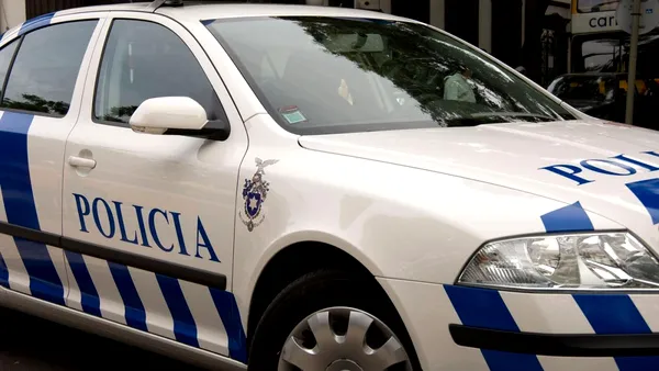 Dublă crimă în Portugalia. Un francez și partenera sa româncă, găsiți decedați într-o cisternă. Îngrijitorul proprietății a fost arestat