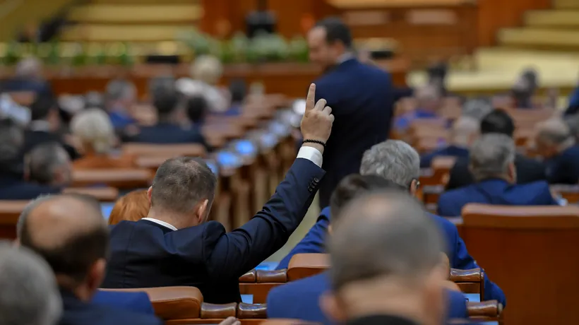 Parlamentarii se întorc la muncă. Pensiile speciale, legea pensiilor și măsurile anti-drog, printre PRIORITĂȚILE aleșilor, în această toamnă