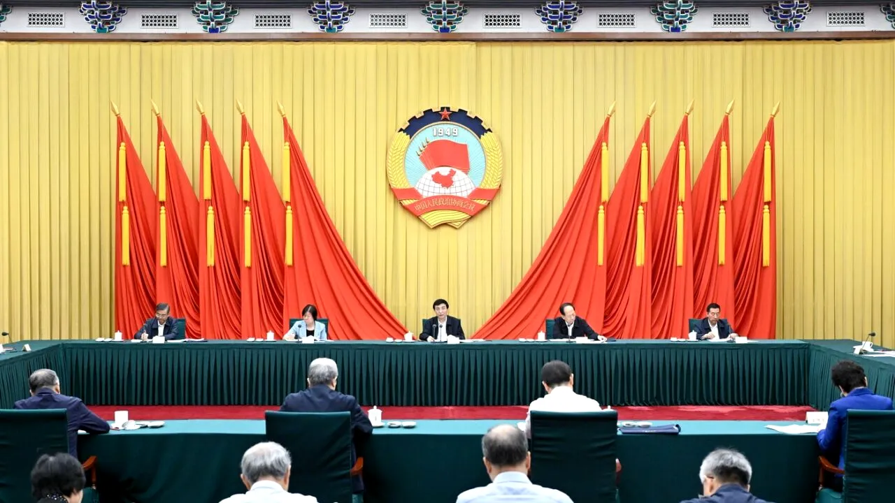 China exclude din partidul unic doi oficiali de rang înalt. Demnitarii au fost repudiați pentru fapte de CORUPȚIE