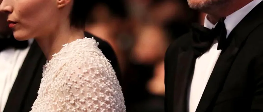 Joaquin Phoenix și Rooney Mara s-au logodit