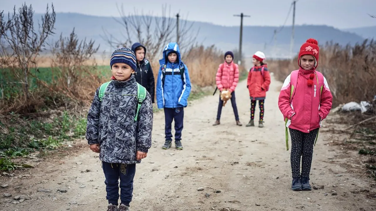 STUDIU: Peste 75% dintre oameni vor să facă fapte bune de Crăciun