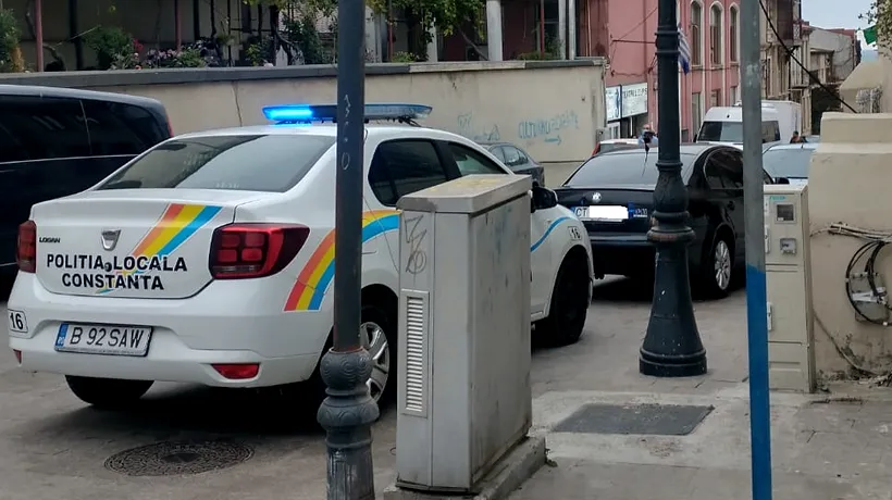 Locuitorii din Mamaia, revoltați după ce Primăria Constanţa a reintrodus taxa de parcare în staţiune: „Gonim turiștii”
