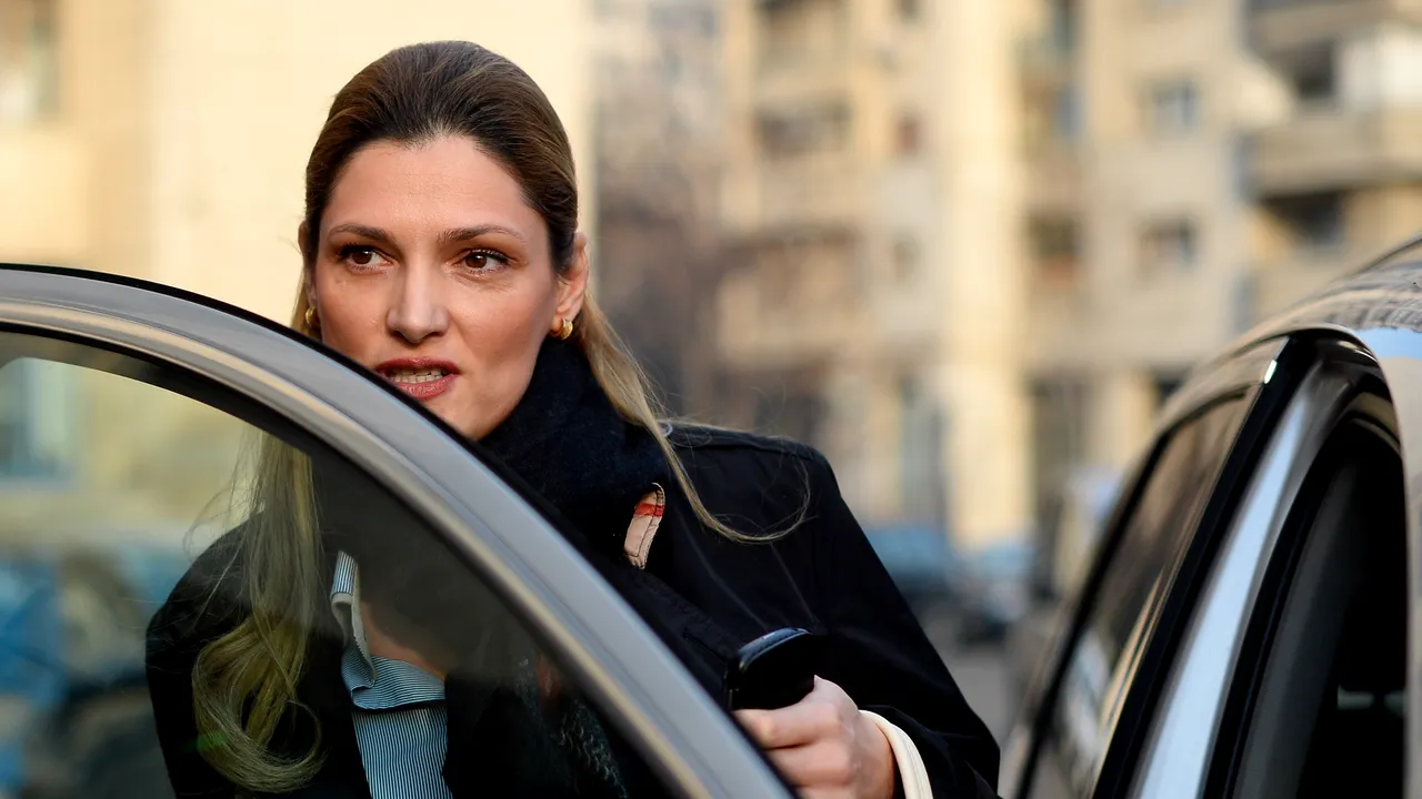 Orban, nervos după ce Ramona Mănescu a plecat din PNL: Să-și dea demisia și din Parlamentul European