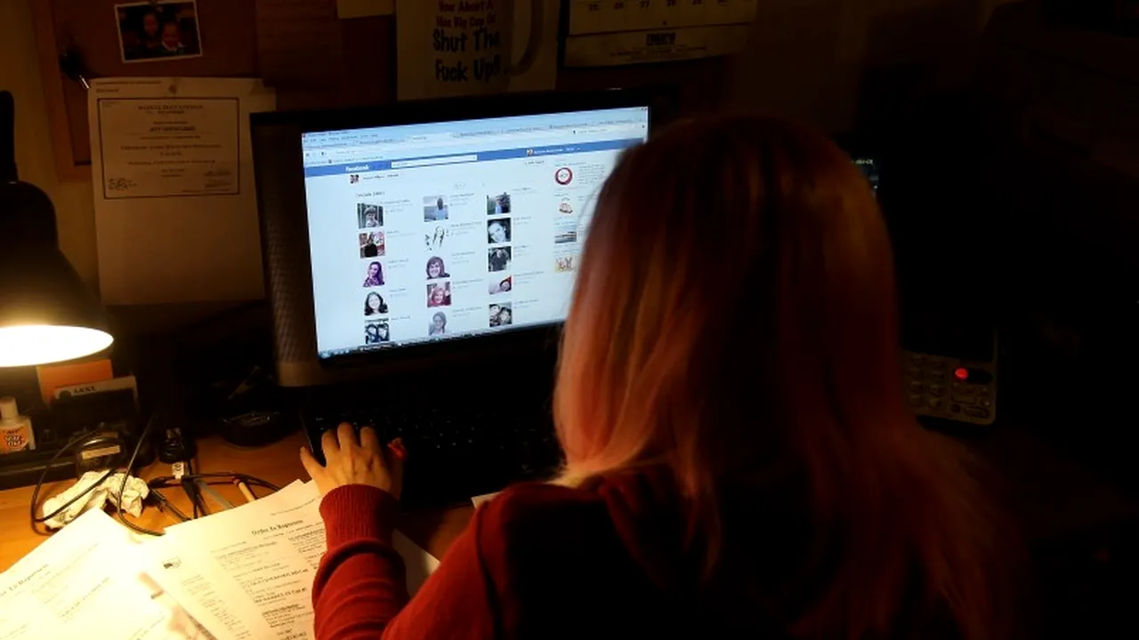 Cum folosește Facebook informațiile de pe profilul tău pentru a câștiga bani din publicitate. Cât valorează fiecare utilizator al rețelei