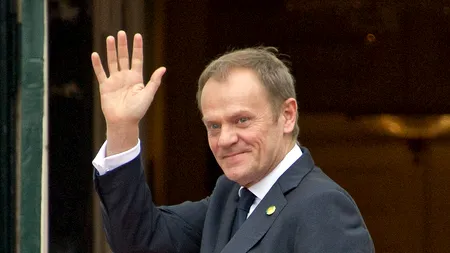 O fotografie cu Donald Tusk a stârnit un scandal uriaș în Polonia. Un consul în SUA a fost, deja, suspendat