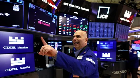 TRUMP consideră că politicile tarifelor comerciale merg „foarte bine” /„Foarte interesant pentru America și pentru lume”