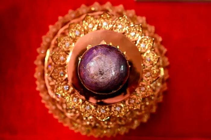 Cel mai mare safir din lume 