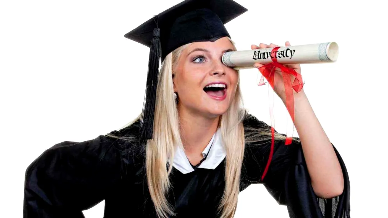 Profesorii români au metode de predare ÎNVECHITE. De ce aleg studenții din România MASTERATE peste hotare