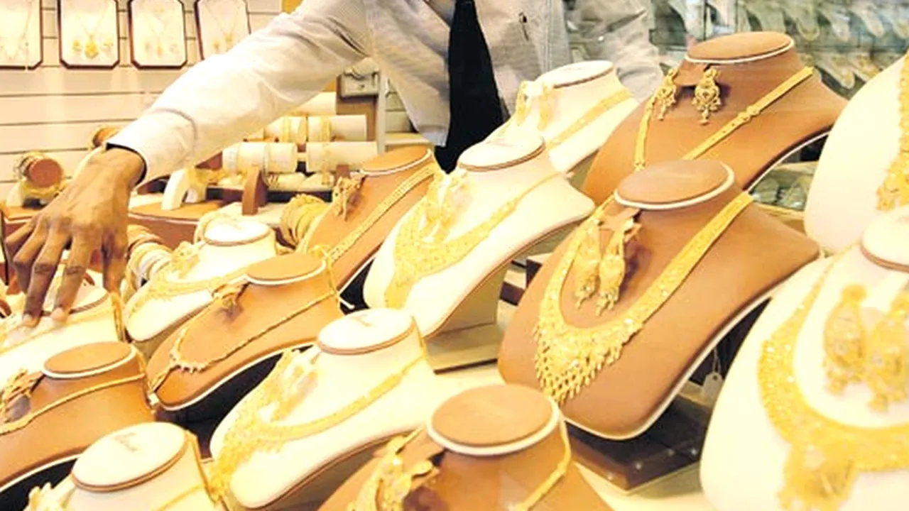 Un bărbat care ar fi furat ceasuri și bijuterii de lux de aproape 5 milioane de euro în Spania, prins la Constanța