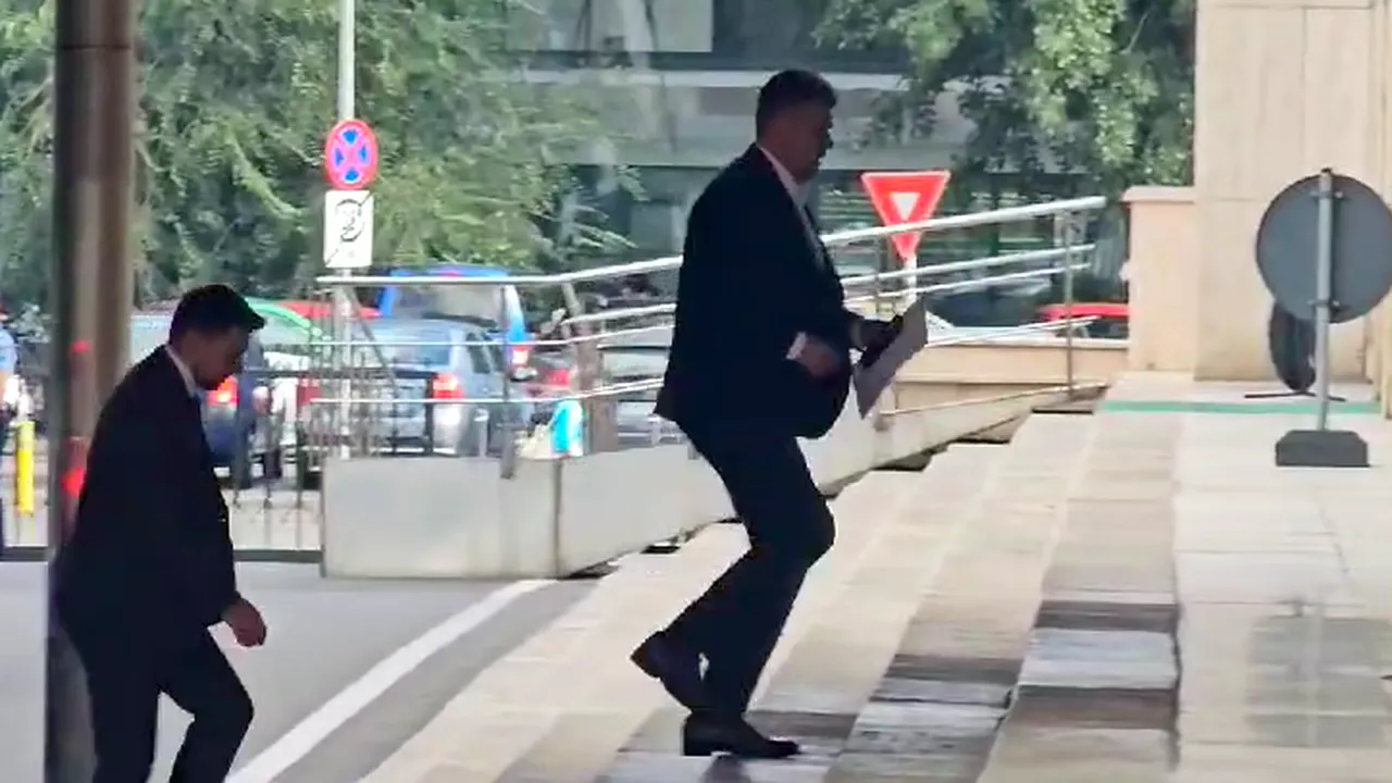 Fum alb în COALIȚIE. Parlamentare între tururile alegerilor prezidențiale/Parlamentarele pe 1 decembrie. Prezidențiale pe 24 noiembrie și 8 decembrie