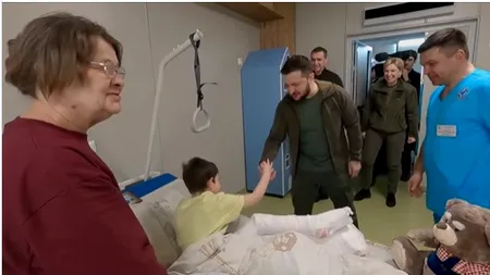 VIDEO | Volodimir Zelenski a vizitat un spital unde se află mai mulți copii din Mariupol rămași orfani după ce familiile lor au fost ucise de trupele ruse