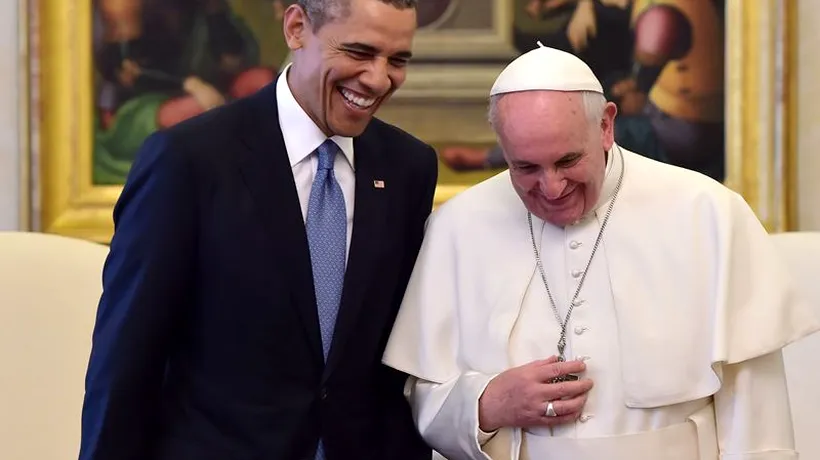 Fotografia Papei cu Obama vs. fotografia Papei cu Putin. Observați diferențele
