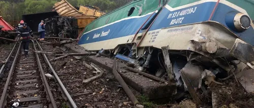 ACCIDENT feroviar grav. Un tren marfar a sărit de pe șine, doi mecanici și-au pierdut viața. UPDATE