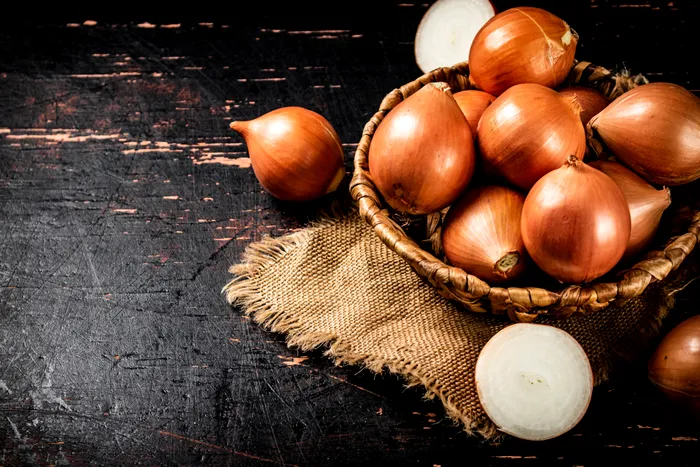 De ce este ceapa atât de scumpă în magazine? La ce trebuie să se aștepte românii