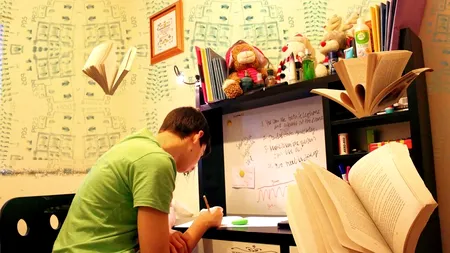 Platformă online pentru elevii de clasa a XII-a. S-a lansat „Gata de Bac”!