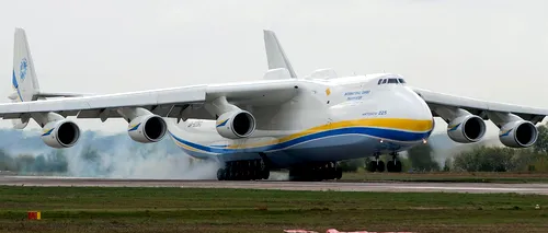 Cel mai mare avion din lume a plecat într-o cursă de 12.300 km