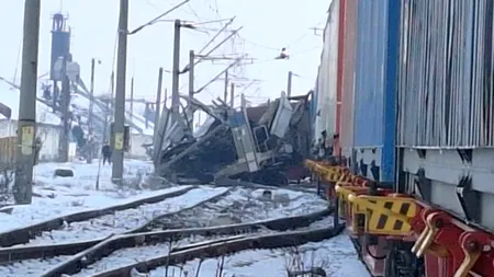 ACCIDENT feroviar la Radomirești. Au început lucrările în zona deraierii trenului de marfă