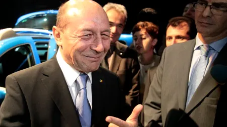 Băsescu, glumeț la ieșirea de la Consiliu, după prima zi de negocieri: 